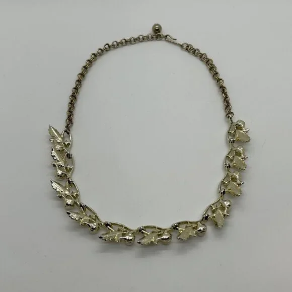 Vintage Judy Lee Gold Tone Necklace Leaf Design Faux Pearls Rhinestones Elegant - Picture 10 of 16